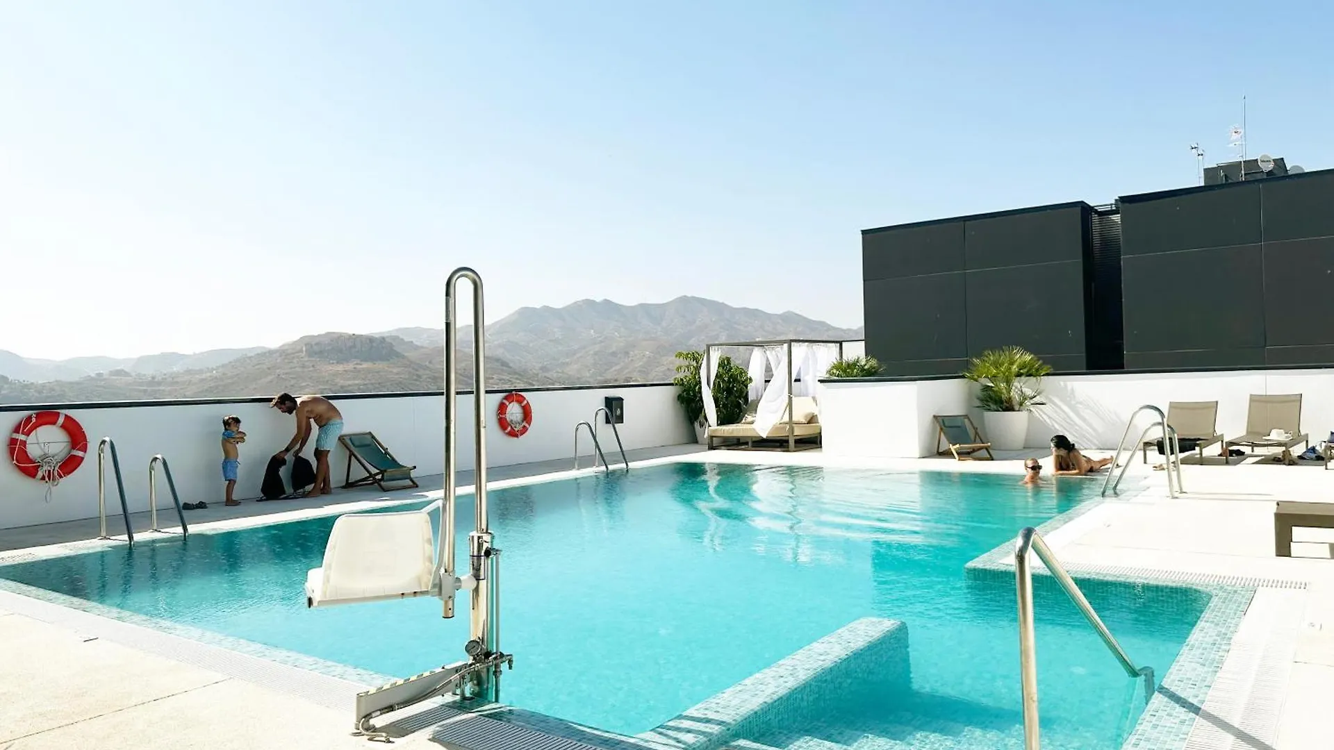 Urban Sky , Torre I, 21D Apartment Malaga Spain