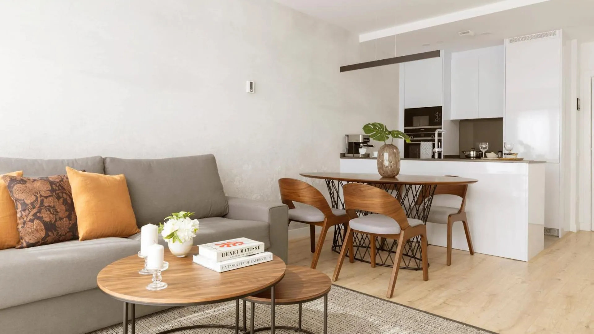 Urban Sky , Torre I, 21D Apartment Malaga